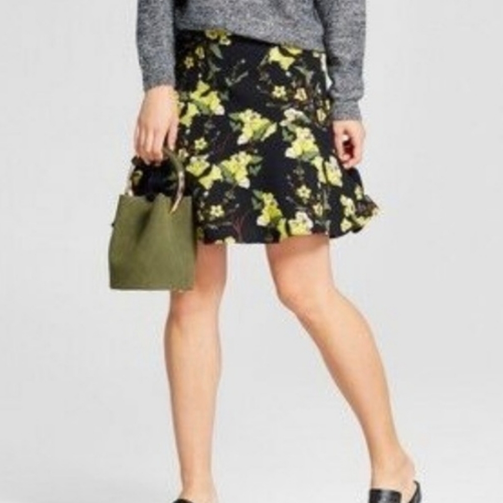 "Who What Wear"  Flirty Skirt